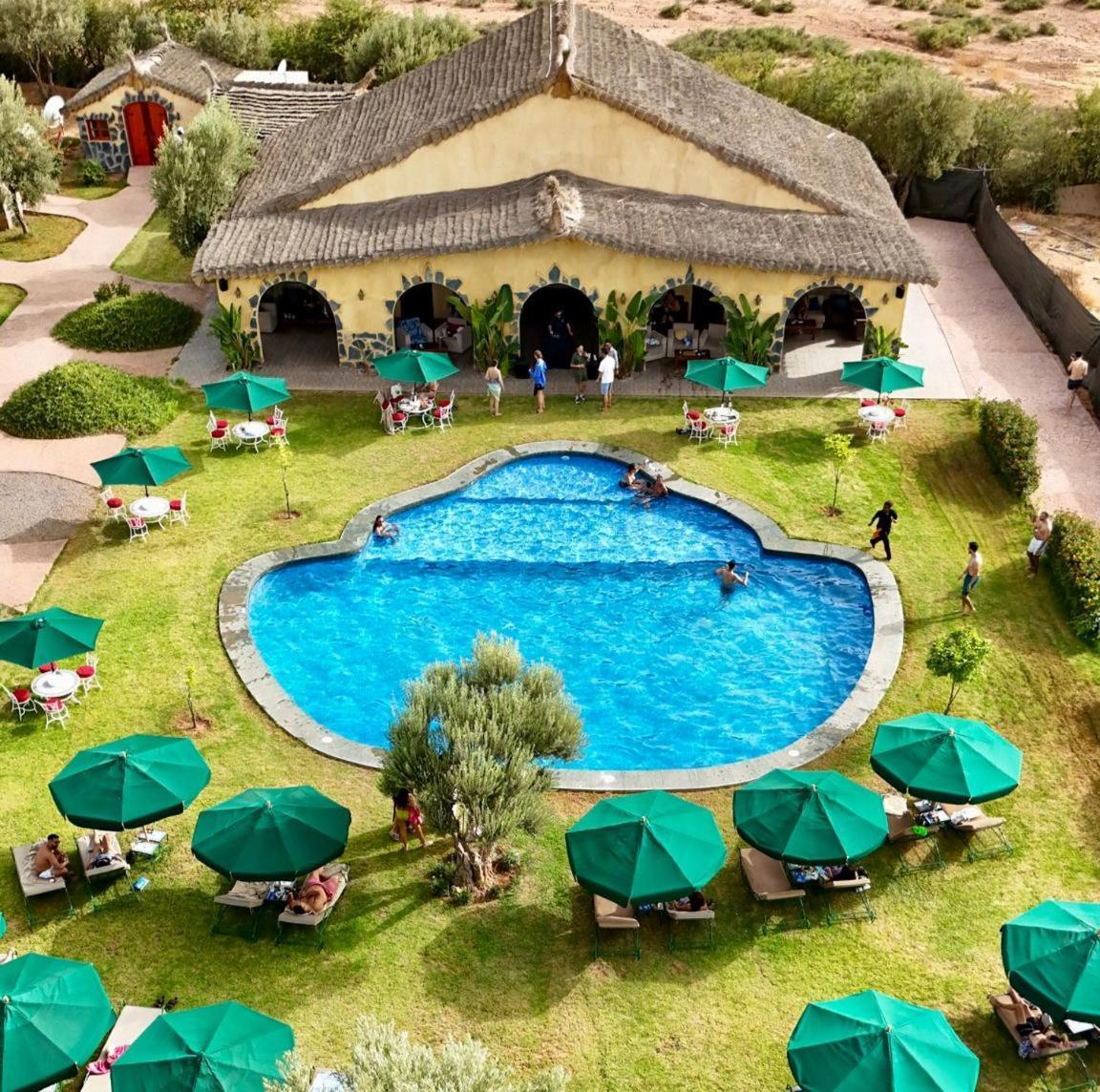 Villa Marco Au Jardin Des Senteurs El Ain 外观 照片
