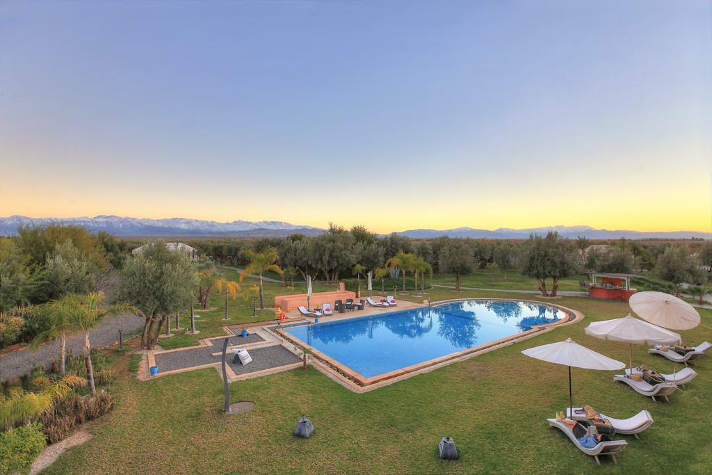 Villa Marco Au Jardin Des Senteurs El Ain 外观 照片