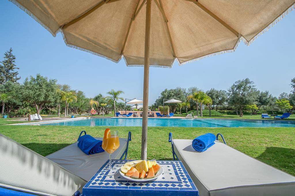 Villa Marco Au Jardin Des Senteurs El Ain 外观 照片