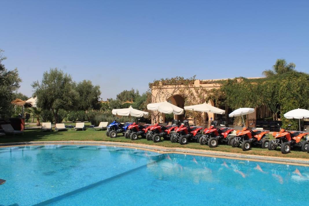 Villa Marco Au Jardin Des Senteurs El Ain 外观 照片