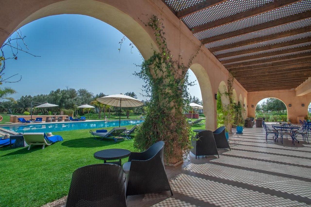 Villa Marco Au Jardin Des Senteurs El Ain 外观 照片