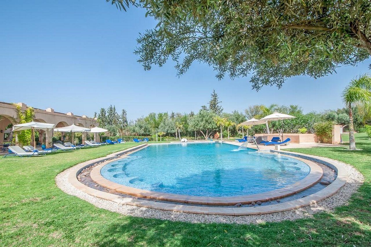 Villa Marco Au Jardin Des Senteurs El Ain 外观 照片